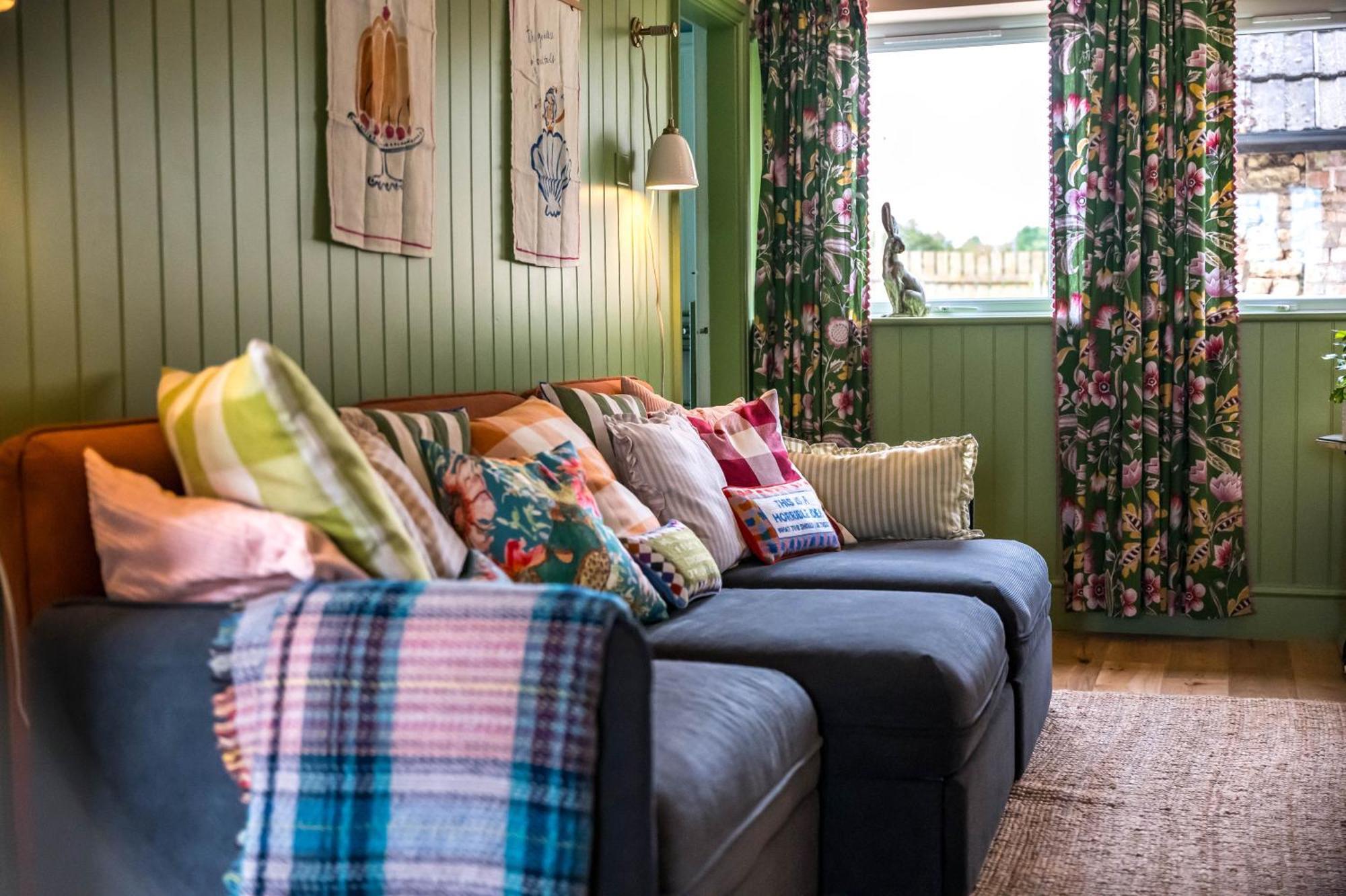 Large Country Cottage, Sleeps 8 - Spa Facilities, Garden Bar, Catering Services, Free Parking, Nature Reserve, Hen Parties Scunthorpe Buitenkant foto