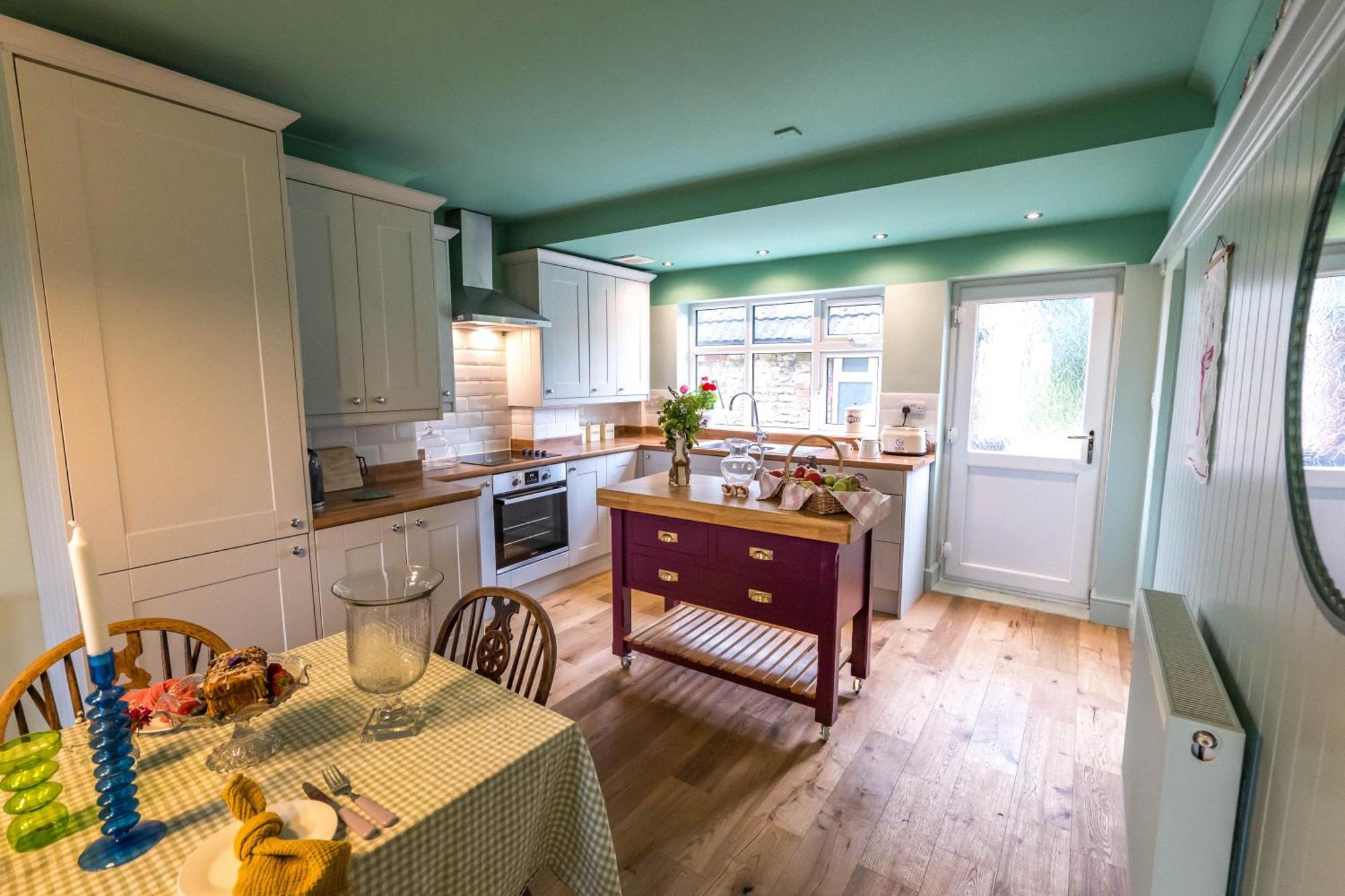 Large Country Cottage, Sleeps 8 - Spa Facilities, Garden Bar, Catering Services, Free Parking, Nature Reserve, Hen Parties Scunthorpe Buitenkant foto